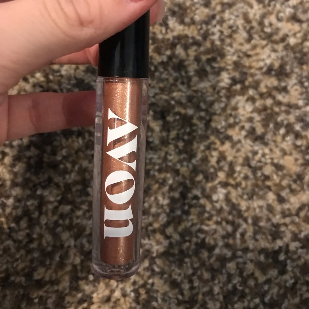 avon liquid glitter shadow